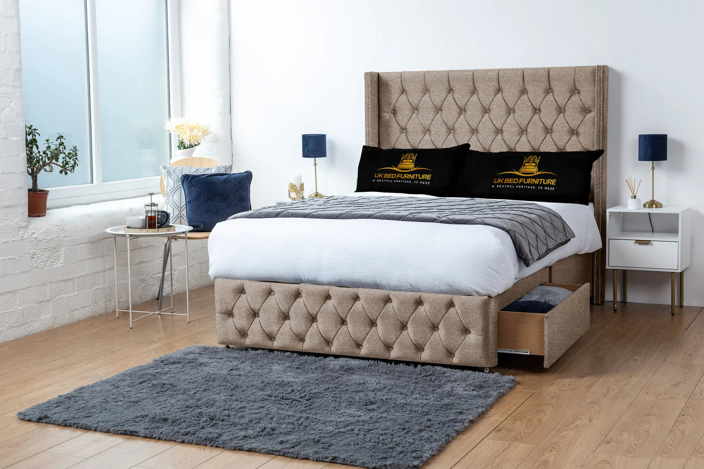 Jasmine Divan Bed