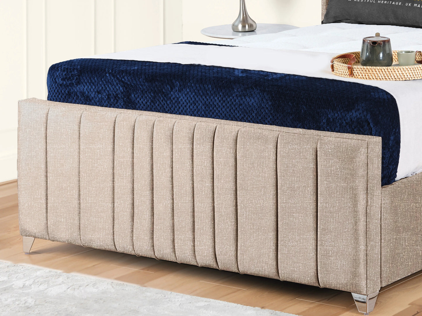 Valencia Lined Wings Upholstered Bed