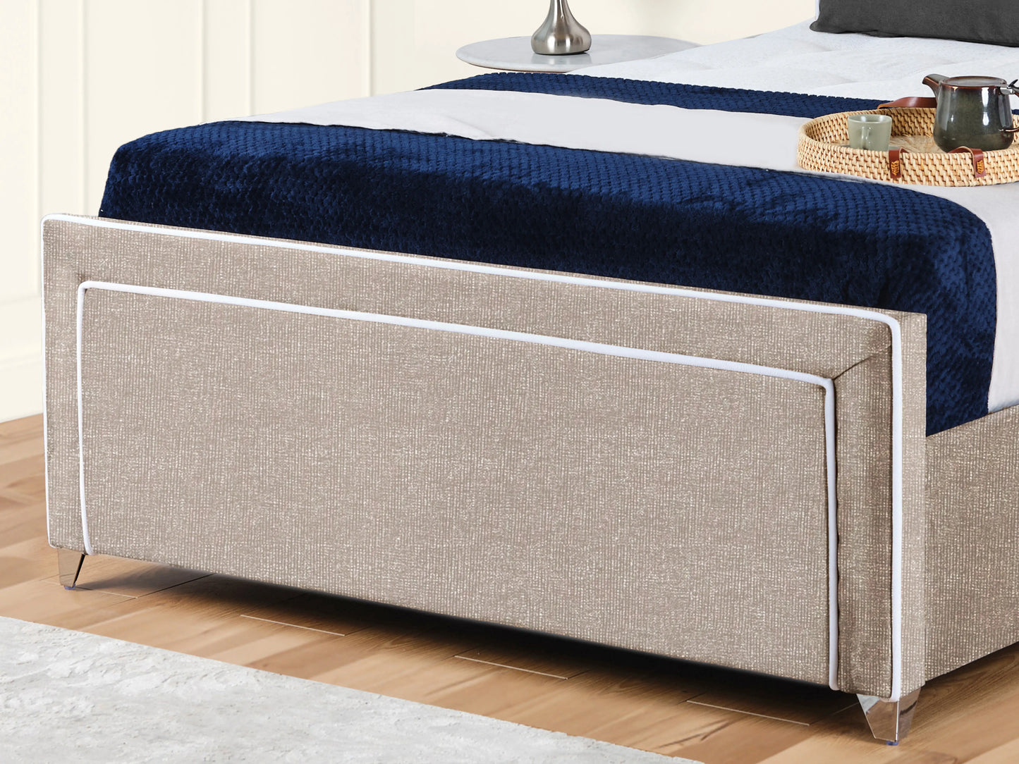 Ariana Upholstered Bed
