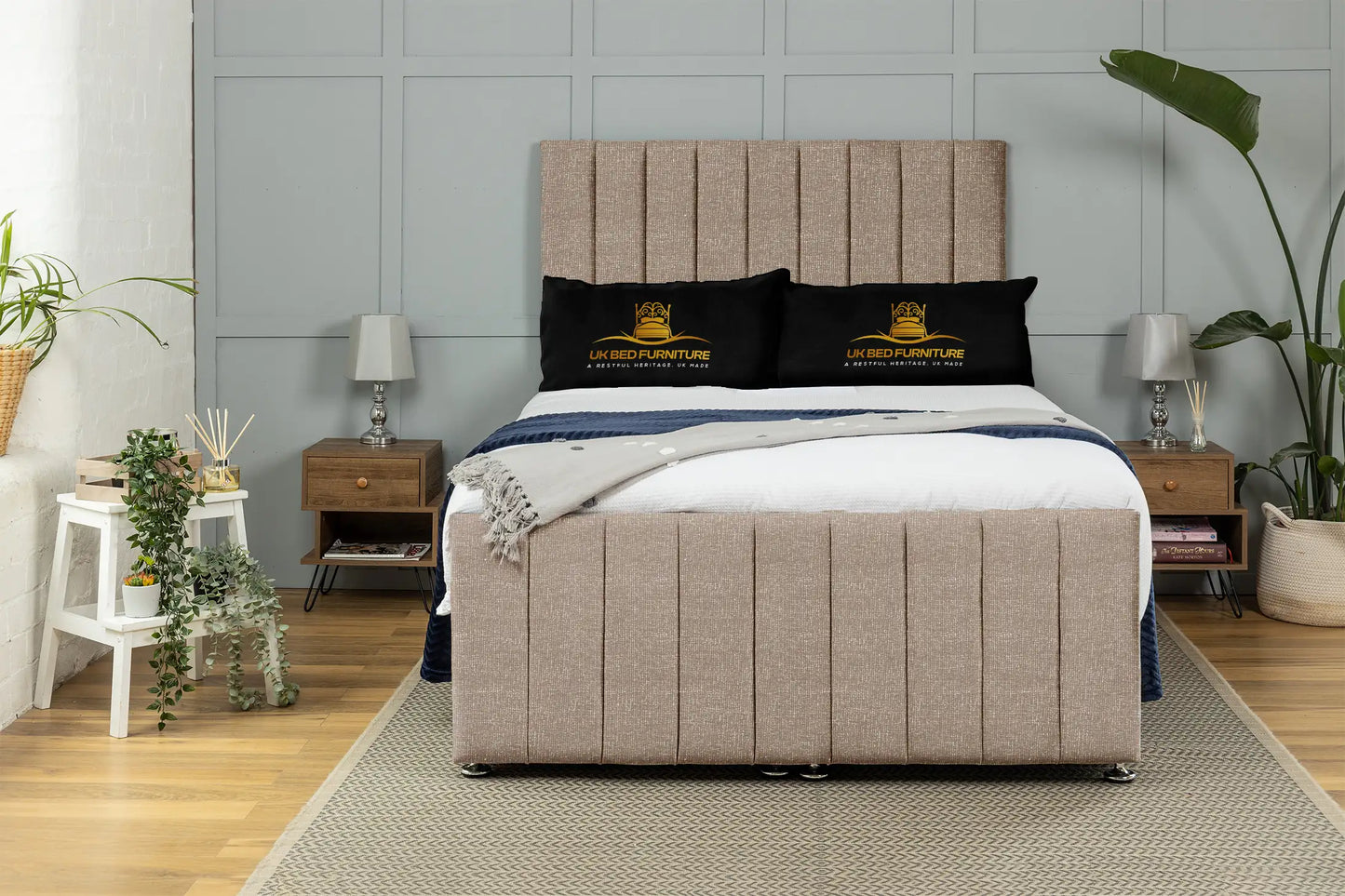 Venetian Ottoman Bed