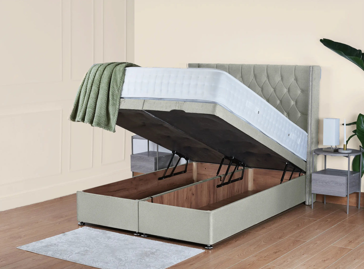 Hastings Ottoman Bed