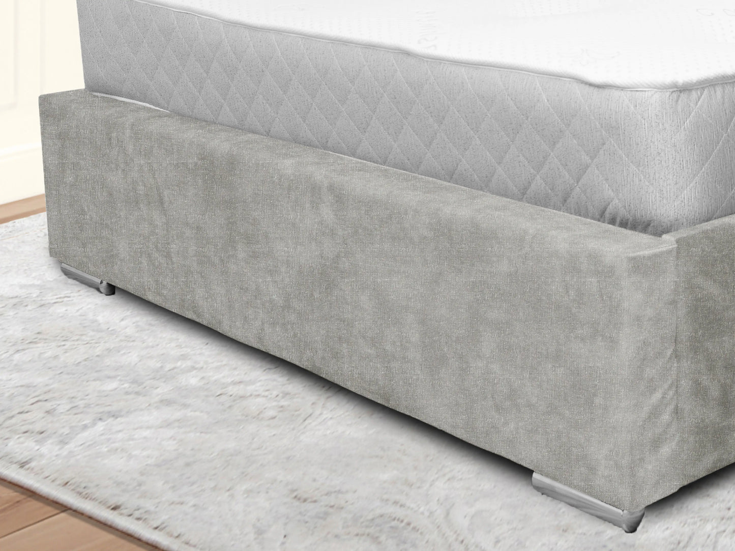Winchester Upholstered Bed