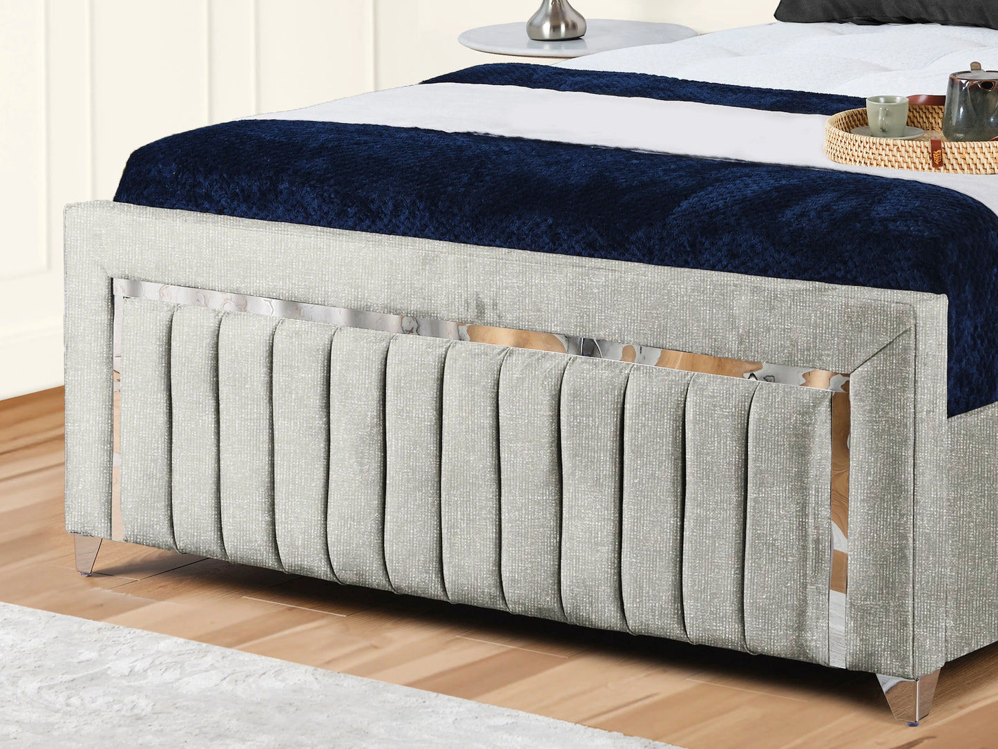 Elizabeth Upholstered Bed