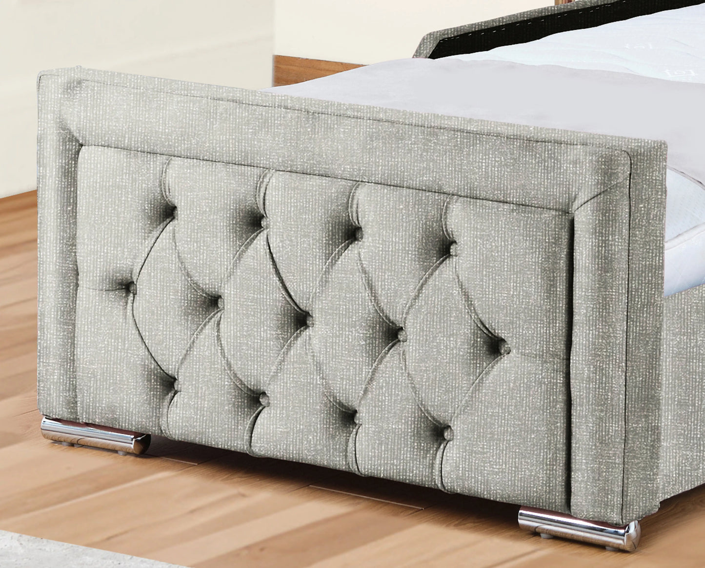 Noha Upholstered Bed
