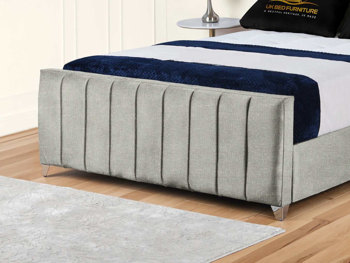 Lisburn Upholstered bed