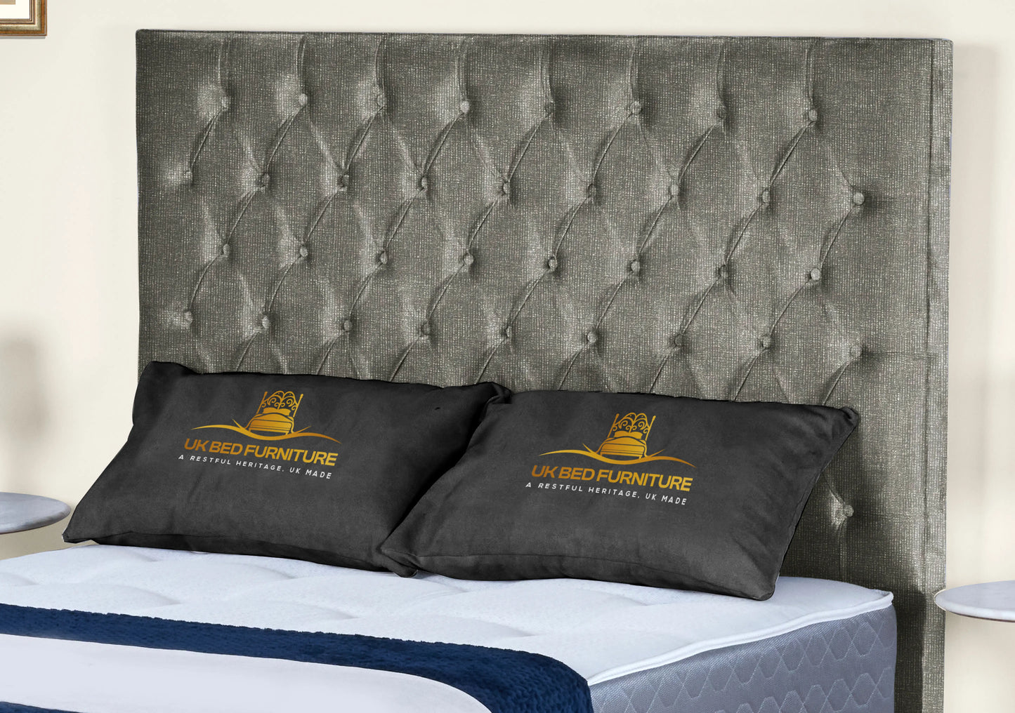 Florida Upholstered bed