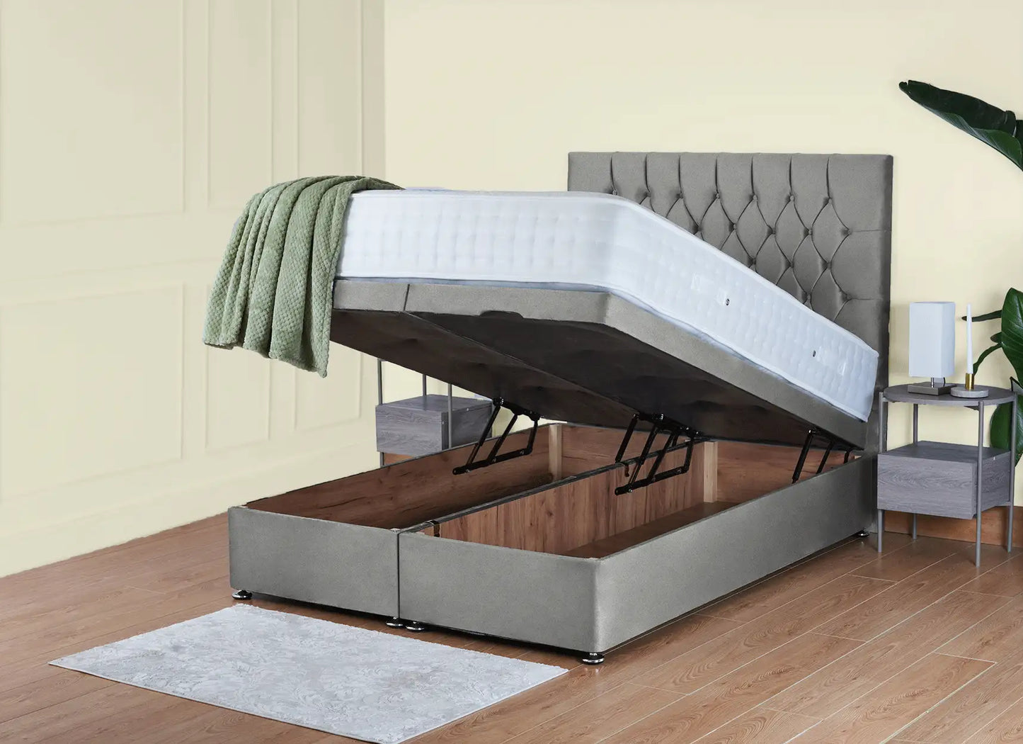 Montreal Ottoman Bed