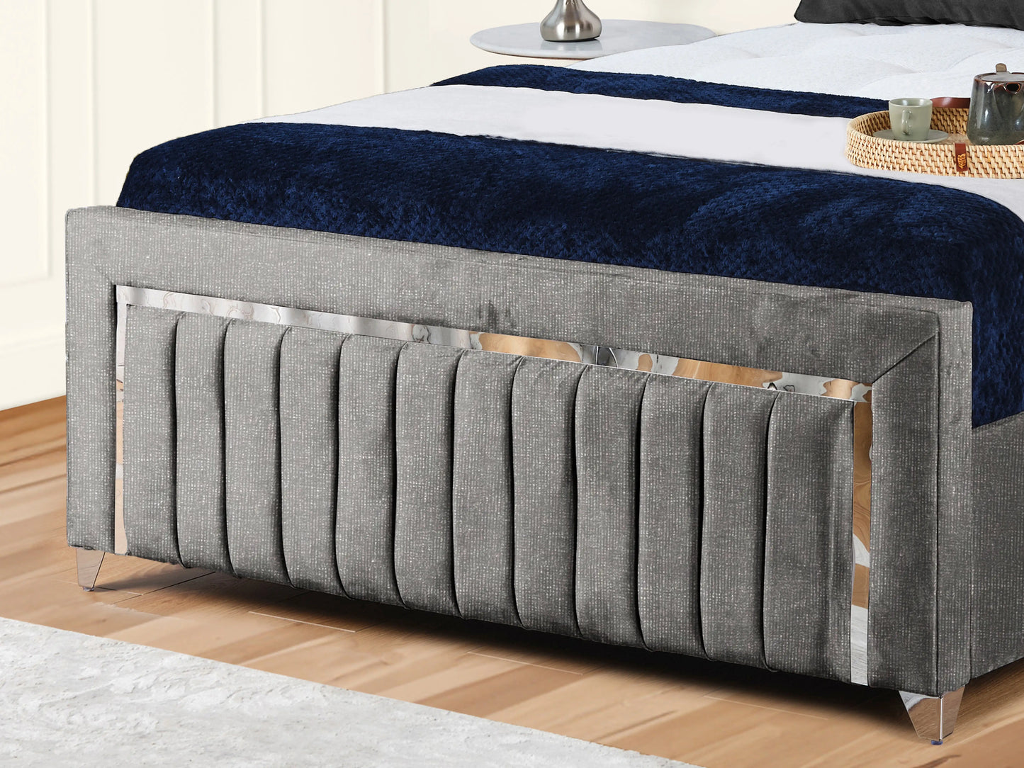 Elizabeth Upholstered Bed