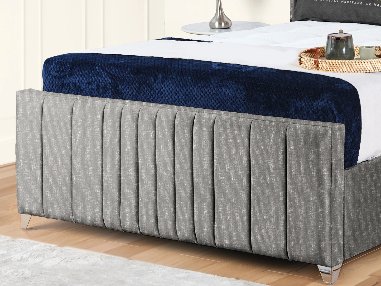 Valencia Lined Wings Upholstered Bed