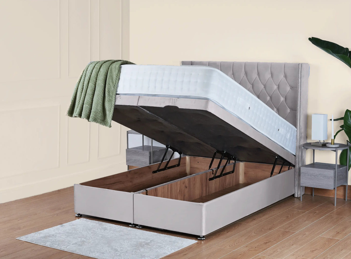 Hastings Ottoman Bed