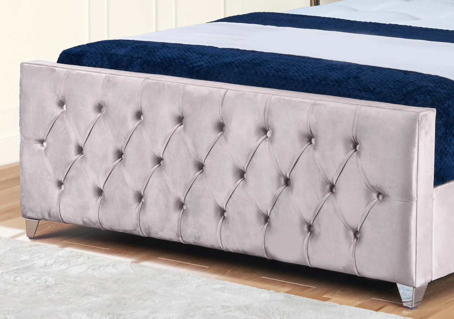 Florida Upholstered bed