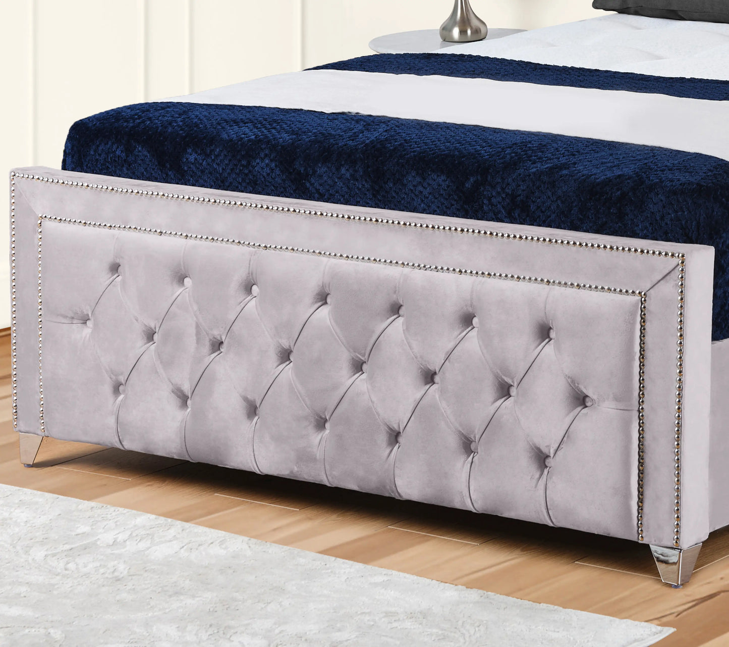 Hamilton Upholstered Bed