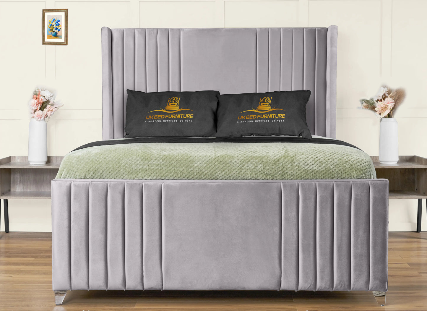 Elise lined winged Upholstered Bed