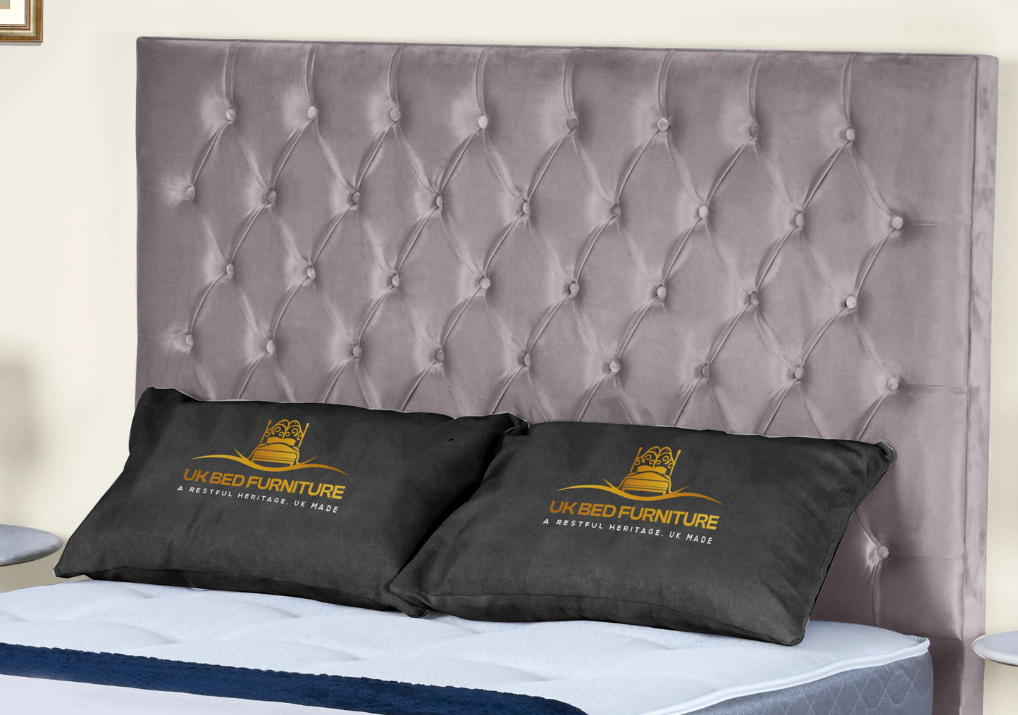 Florida Upholstered bed