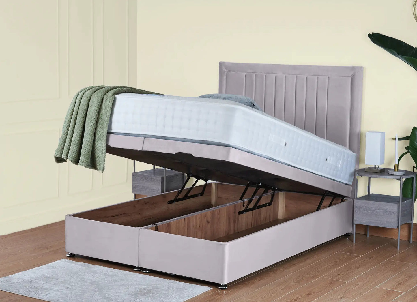 Windsor Ottoman Bed