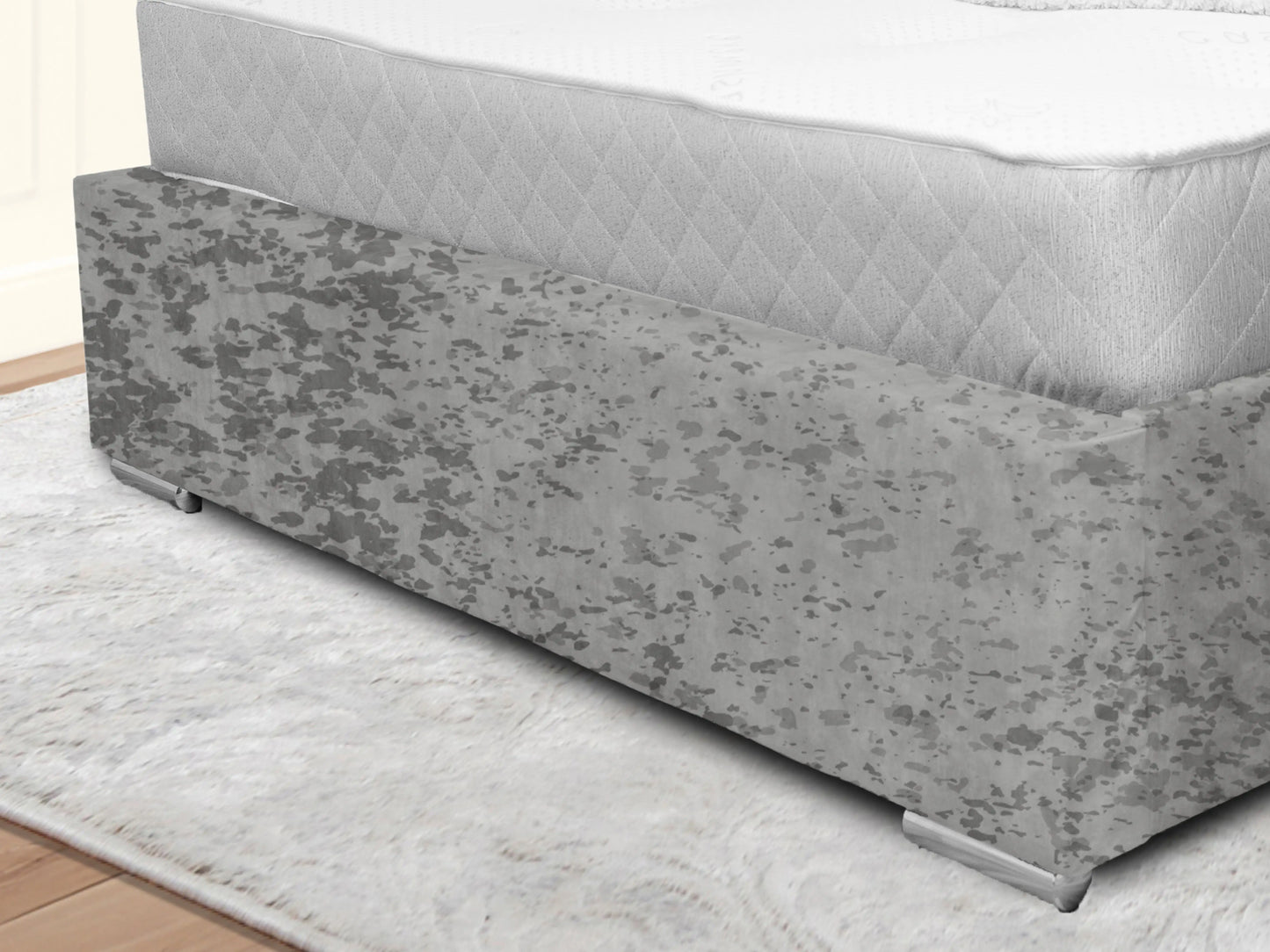 Winchester Upholstered Bed