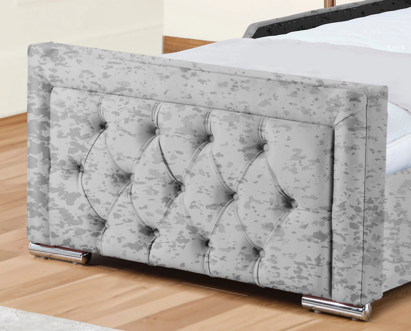Noha Upholstered Bed