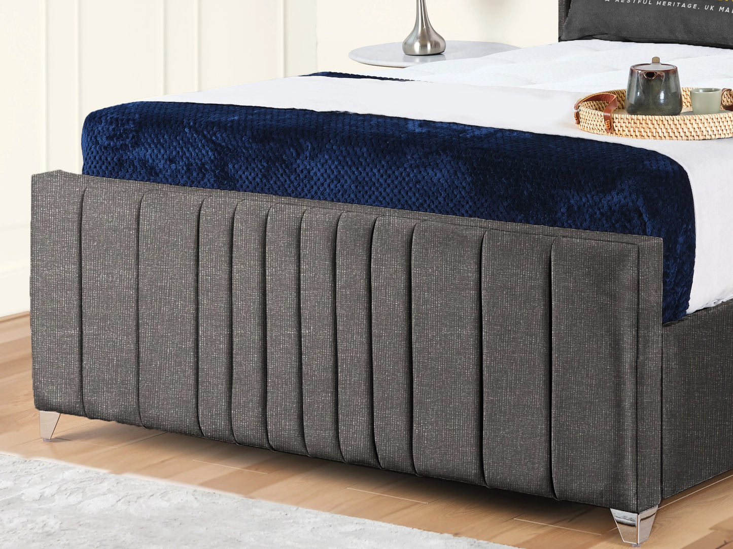Valencia Lined Wings Upholstered Bed