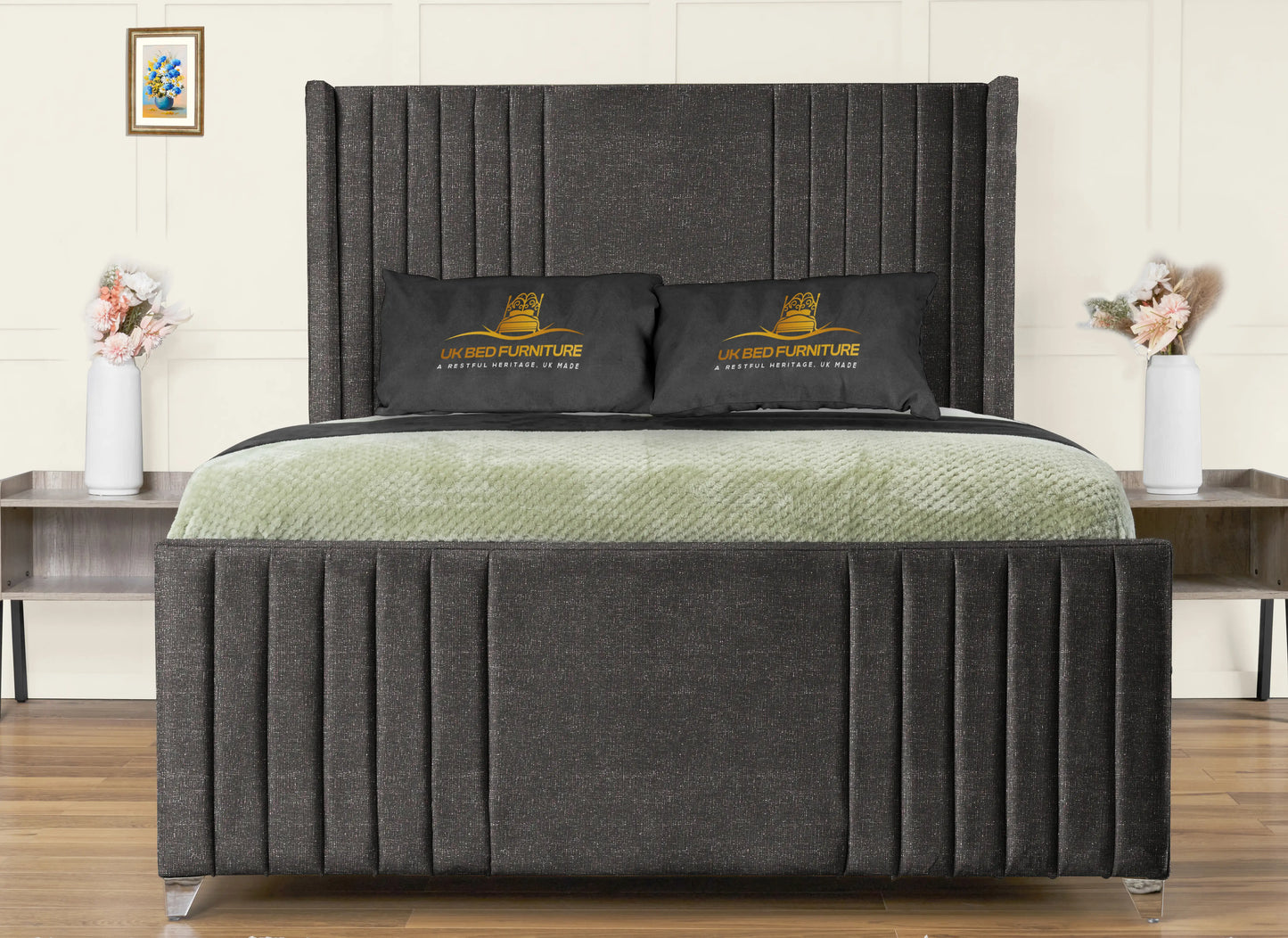 Elise lined winged Upholstered Bed