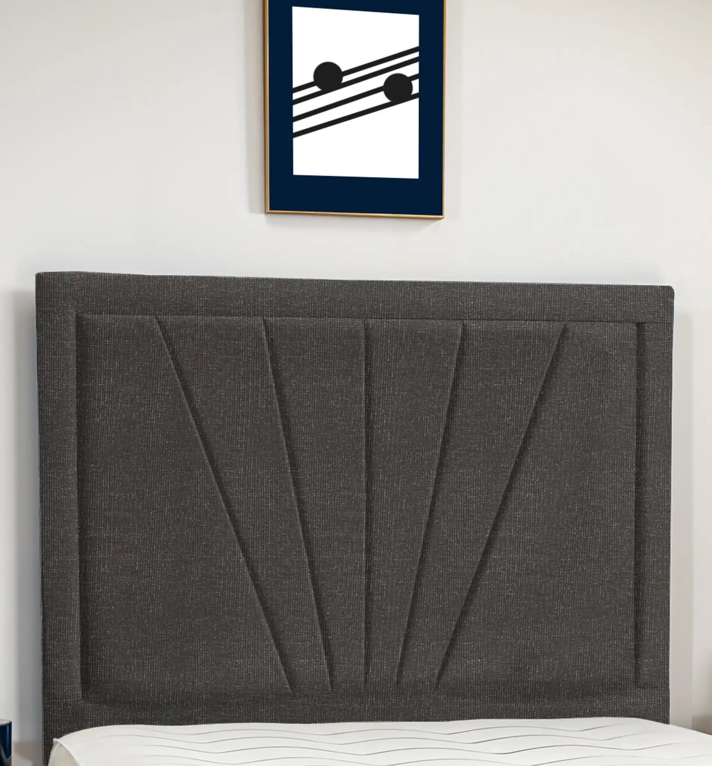 Zahah upholstered bed