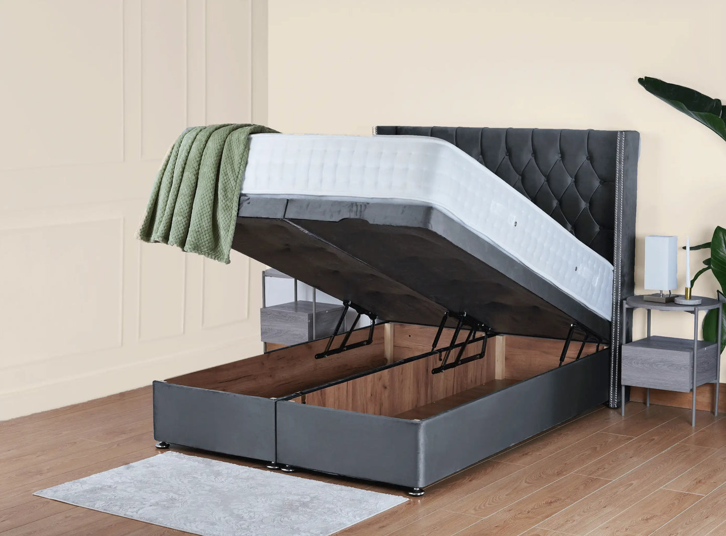Hastings Ottoman Bed