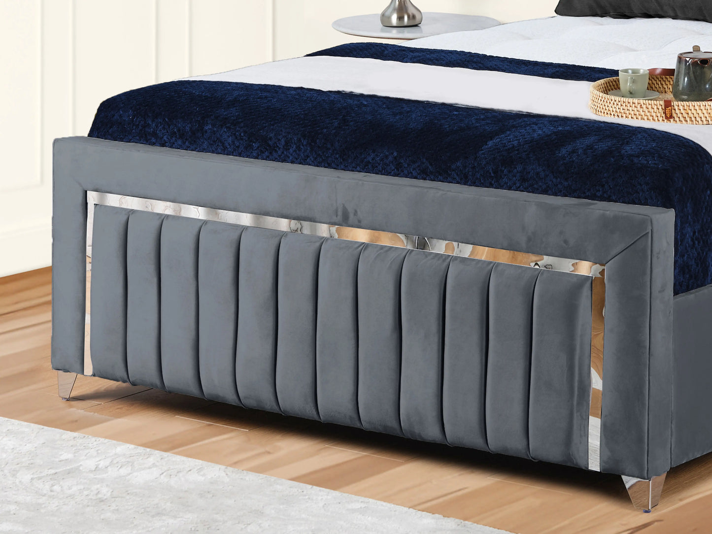Elizabeth Upholstered Bed