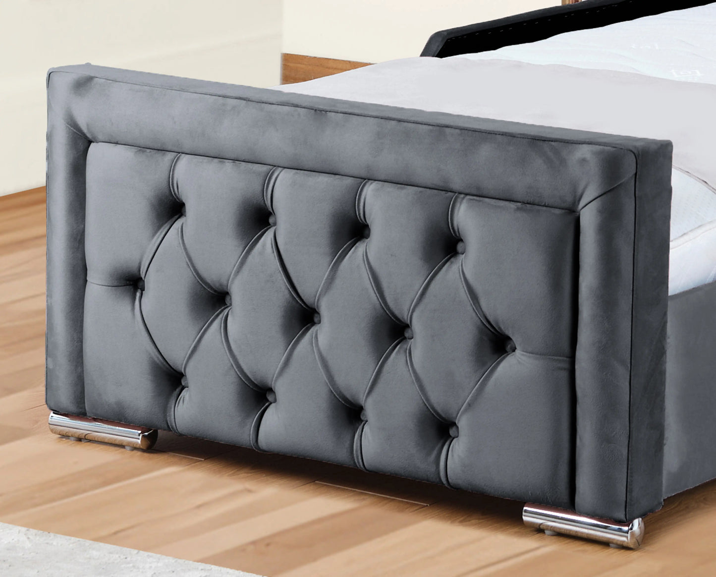 Noha Upholstered Bed