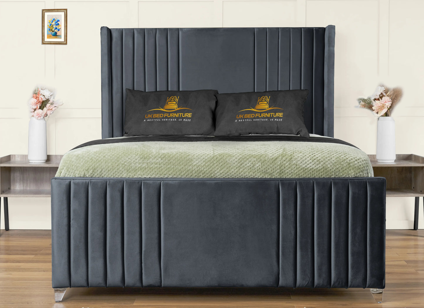 Elise lined winged Upholstered Bed