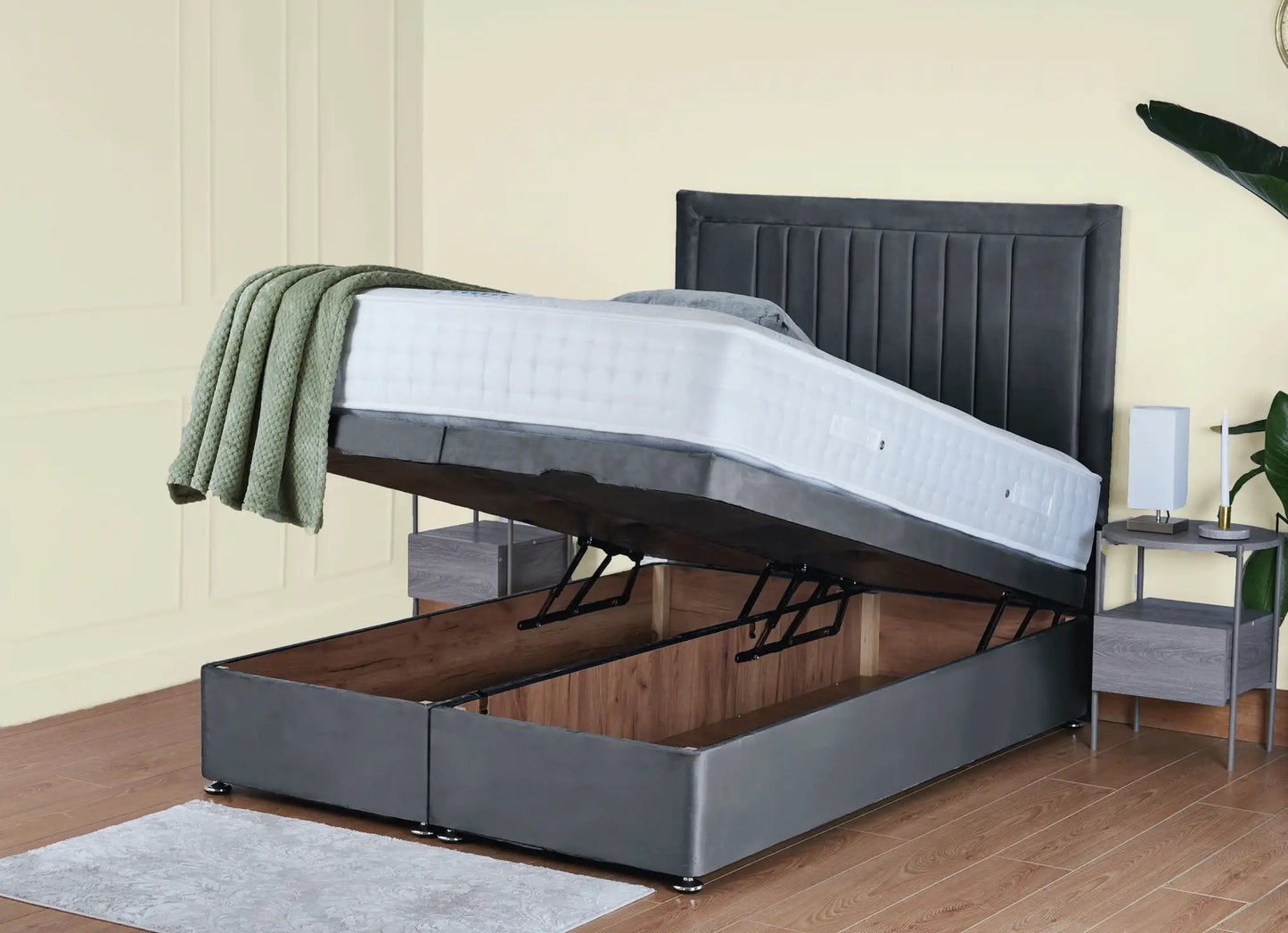 Windsor Ottoman Bed