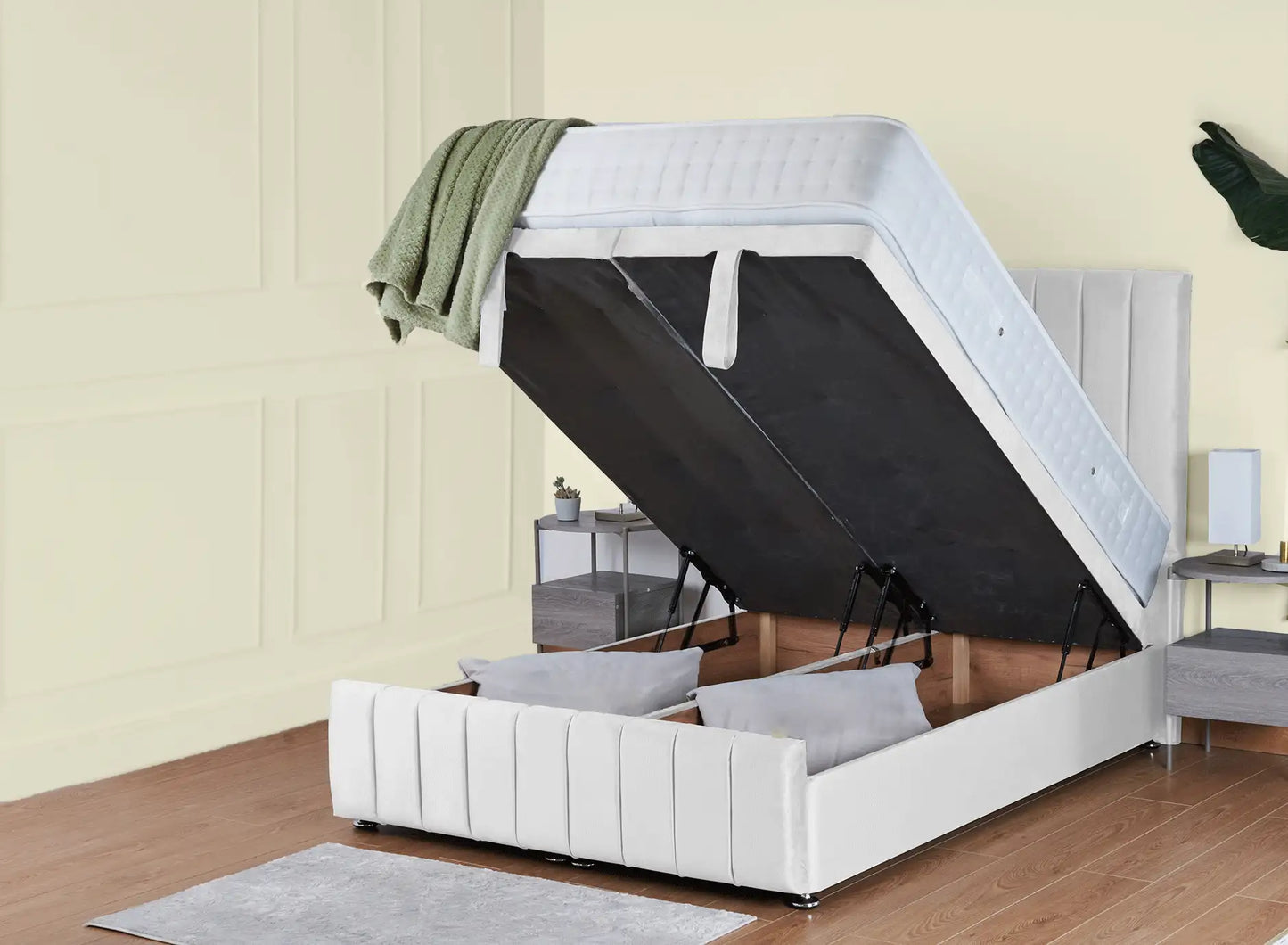 Hamilton Ottoman Bed