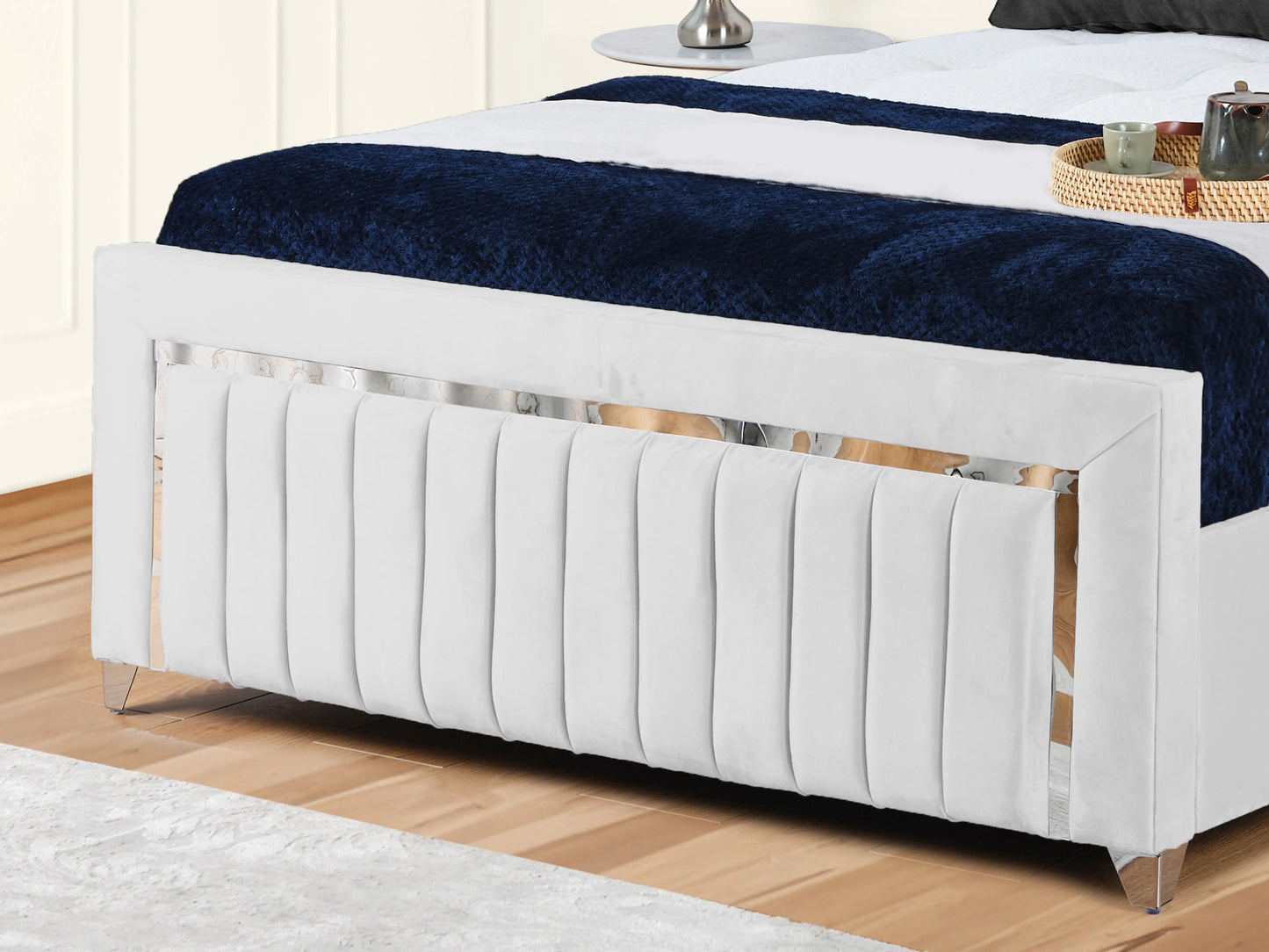 Elizabeth Upholstered Bed