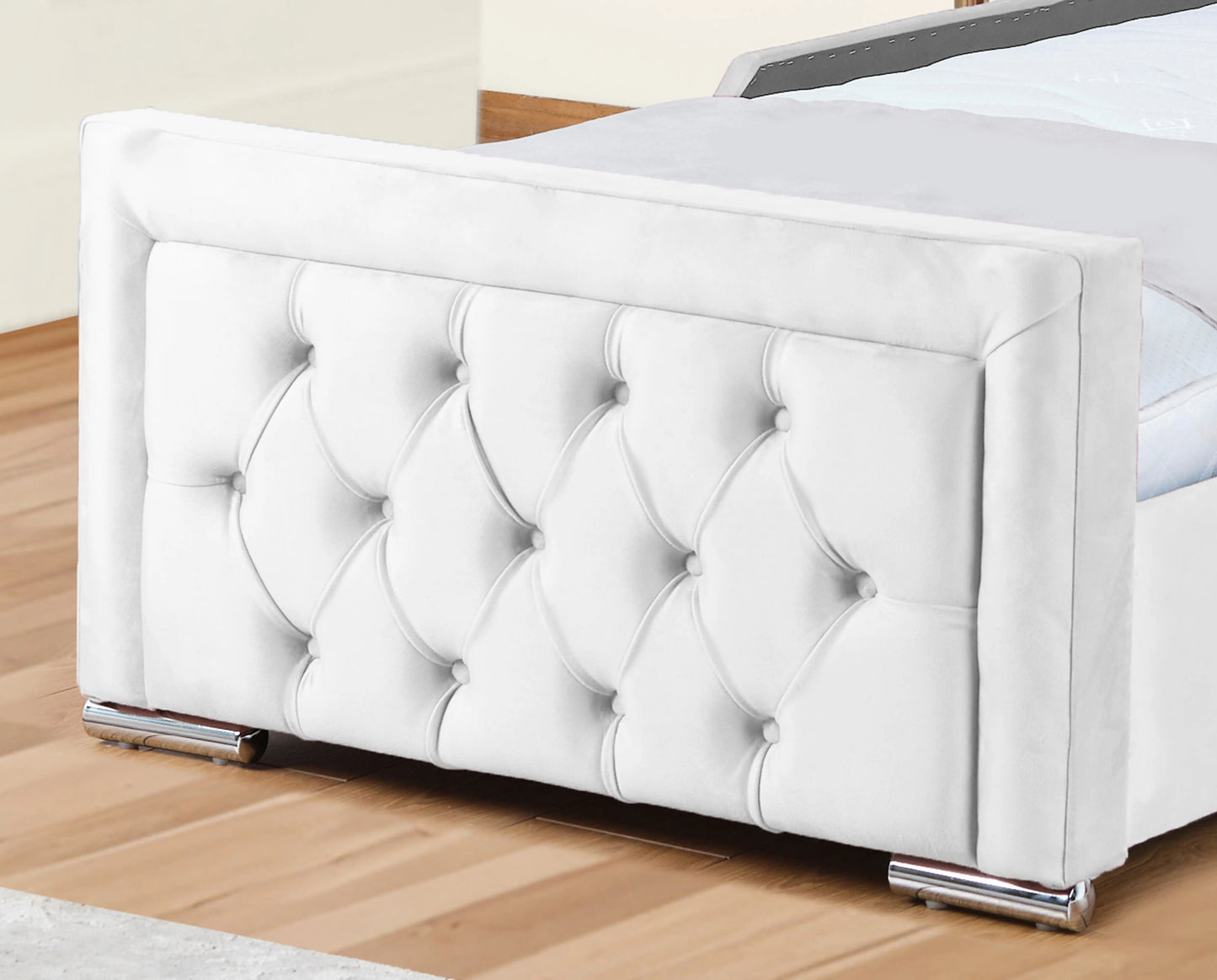 Noha Upholstered Bed
