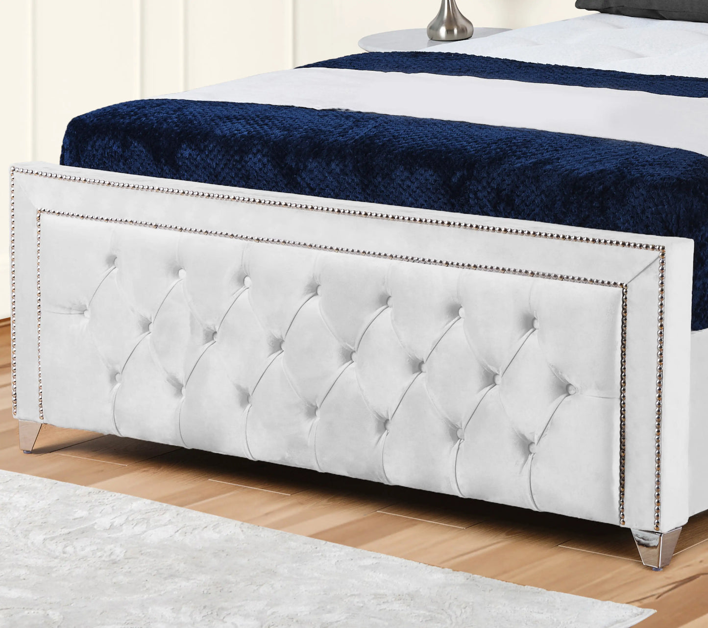 Hamilton Upholstered Bed