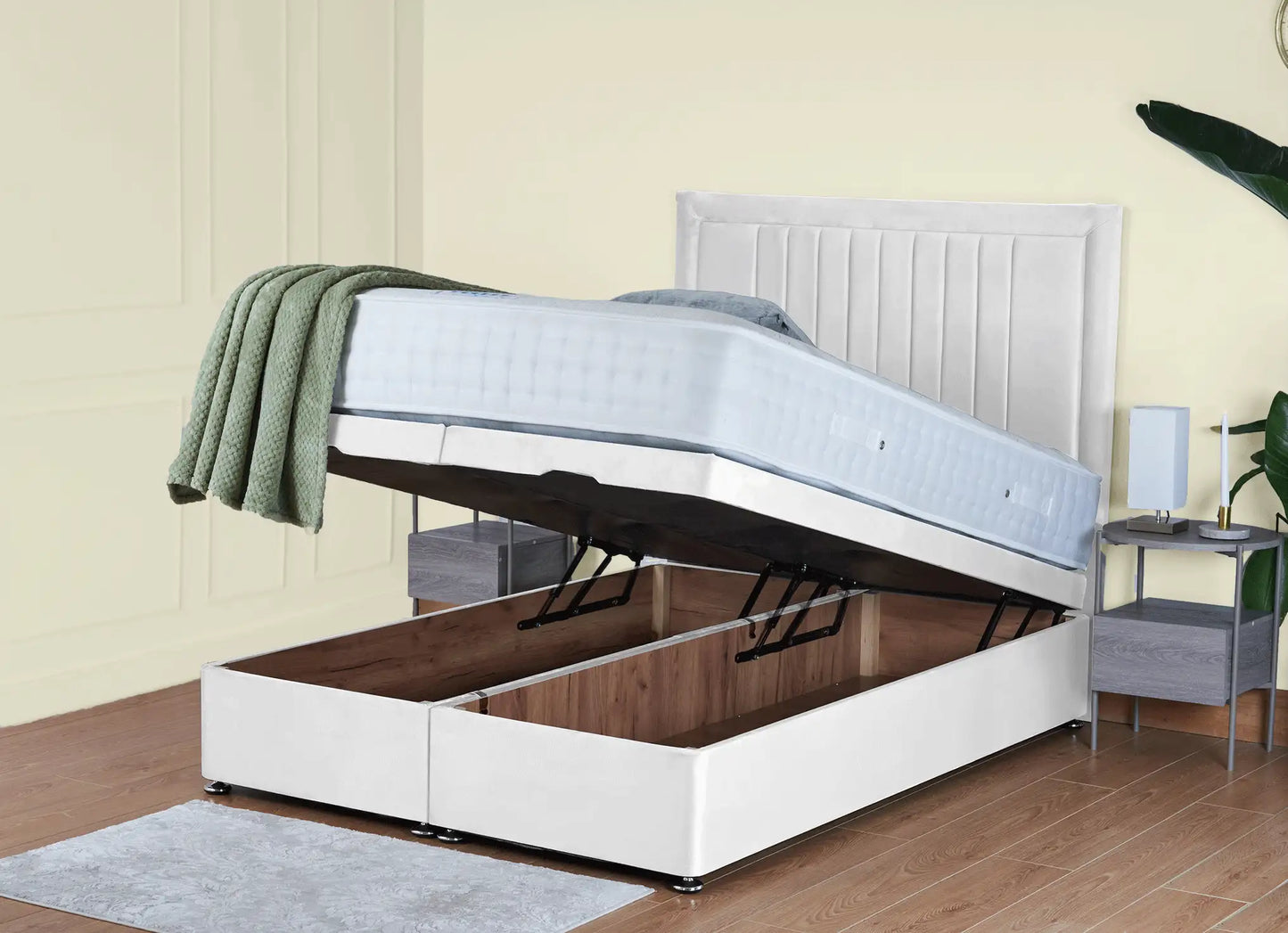Windsor Ottoman Bed