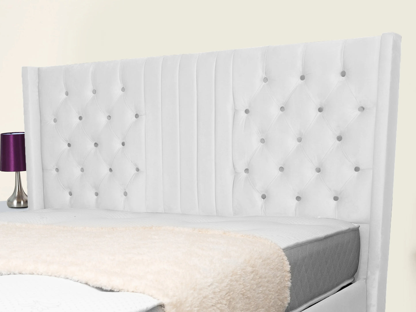Middleton Winged Upholstered Bed
