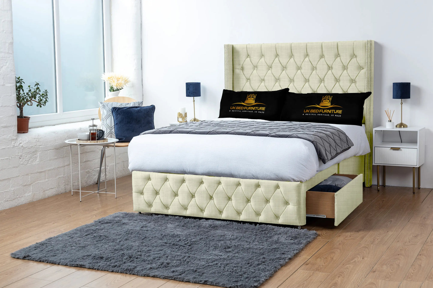 Jasmine Divan Bed