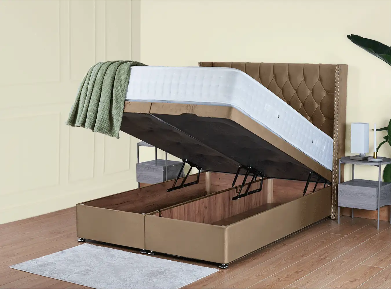 Hastings Ottoman Bed