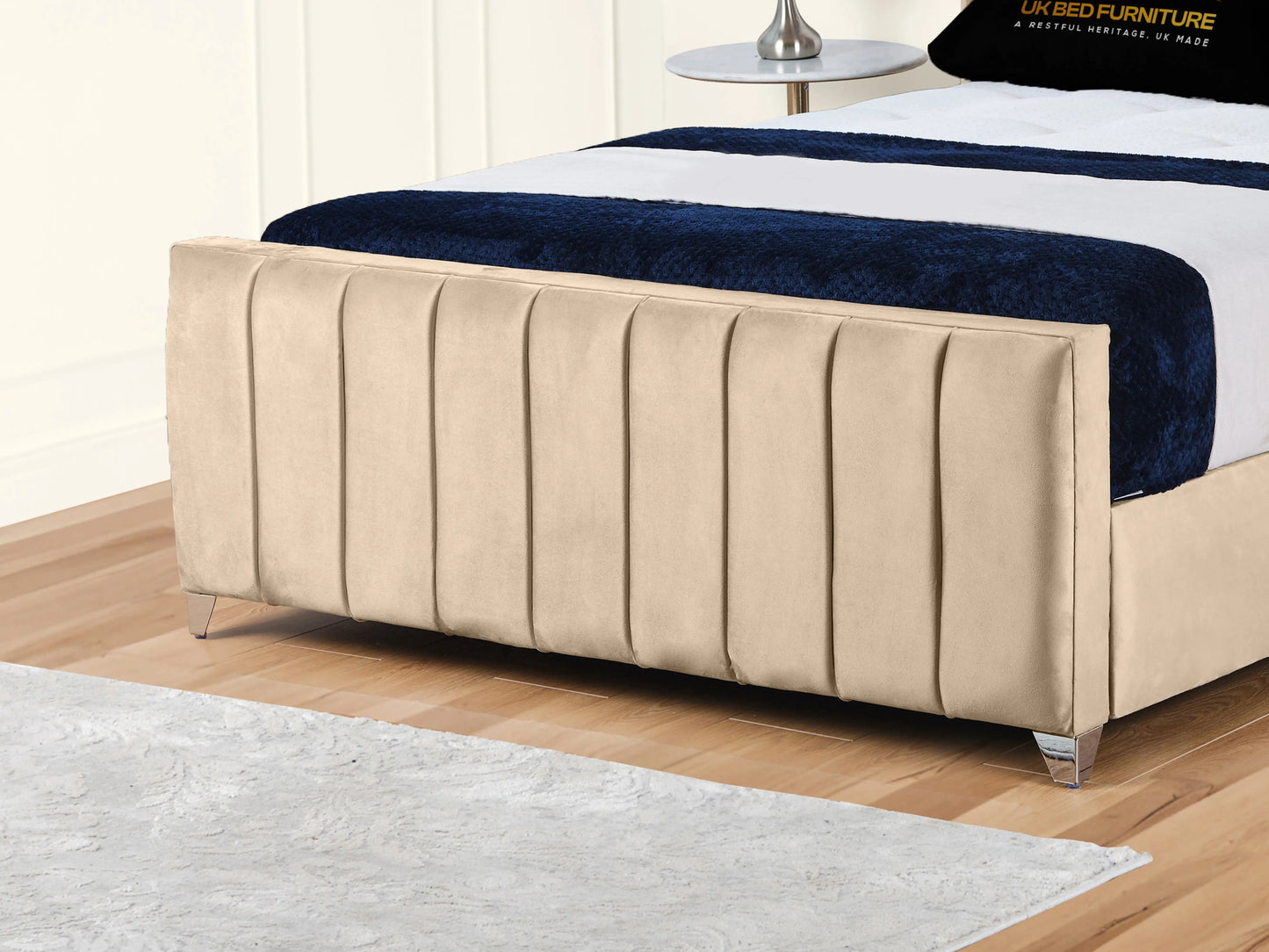 Empire Winged upholstered Bed