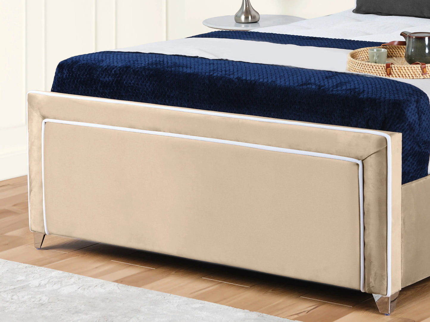 Ariana Upholstered Bed