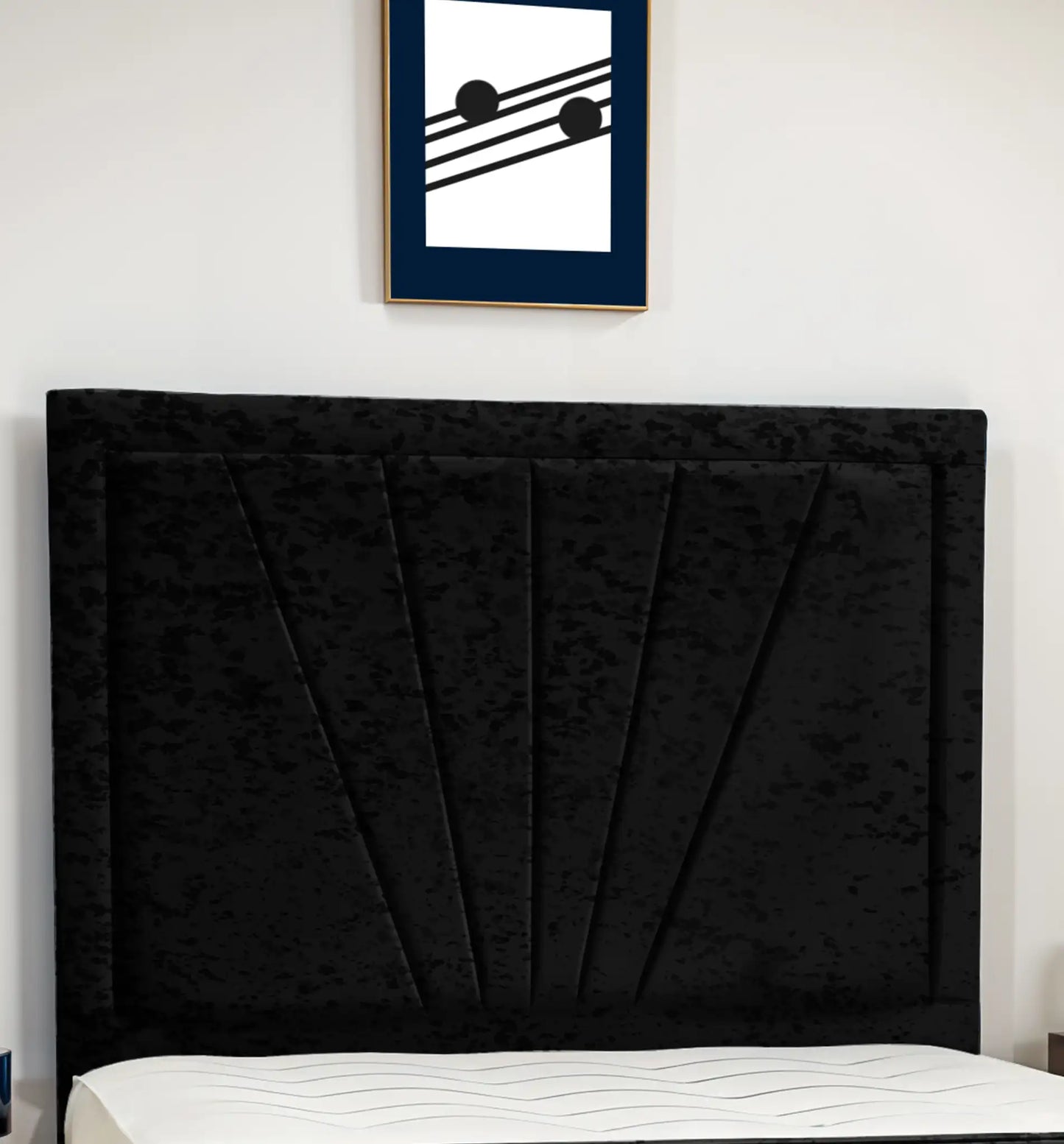 Zahah upholstered bed