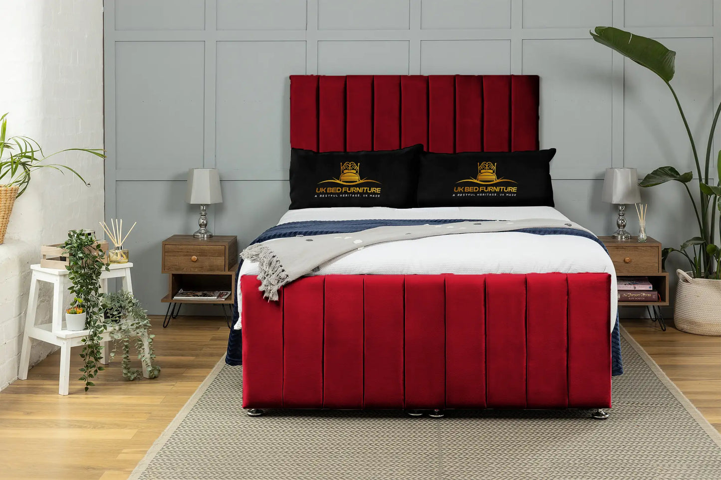 Venetian Ottoman Bed