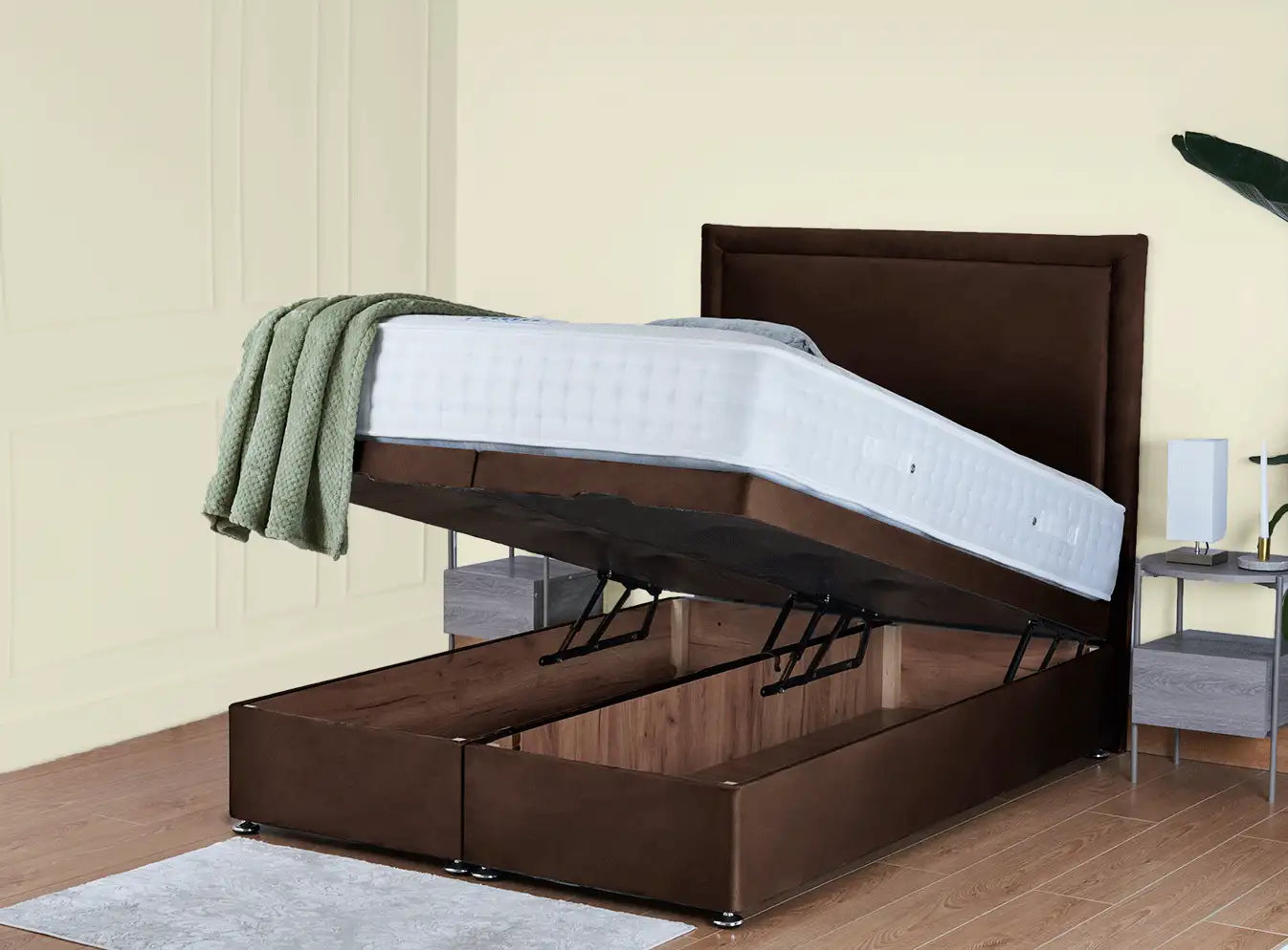 Hanover Ottoman Bed