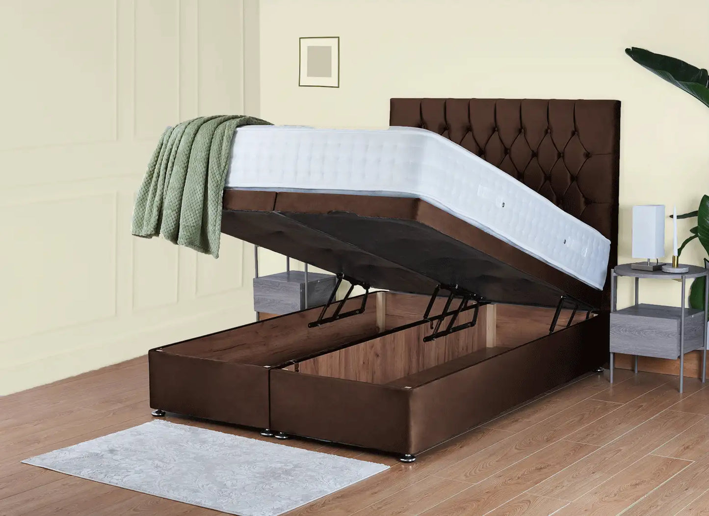 Montreal Ottoman Bed