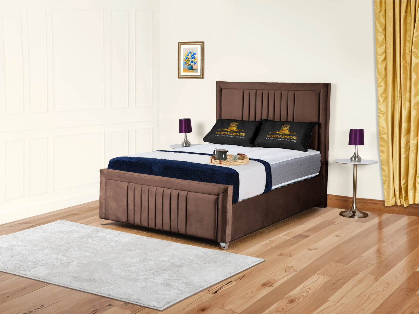 Cannas upholstered bed