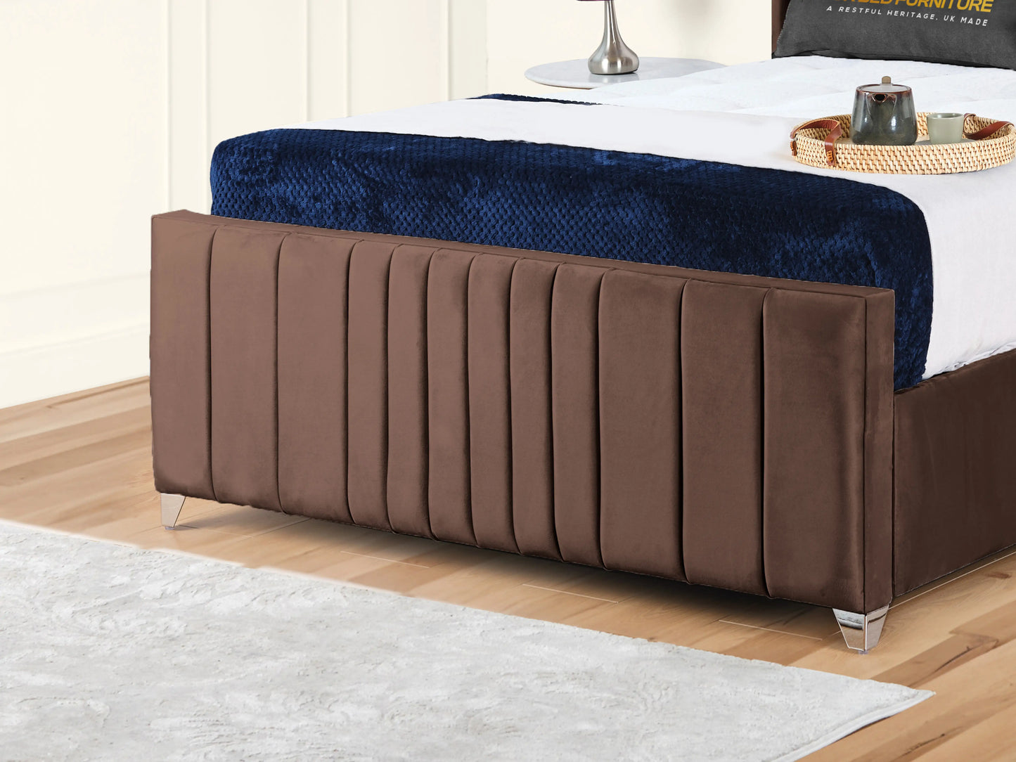 Valencia Lined Wings Upholstered Bed