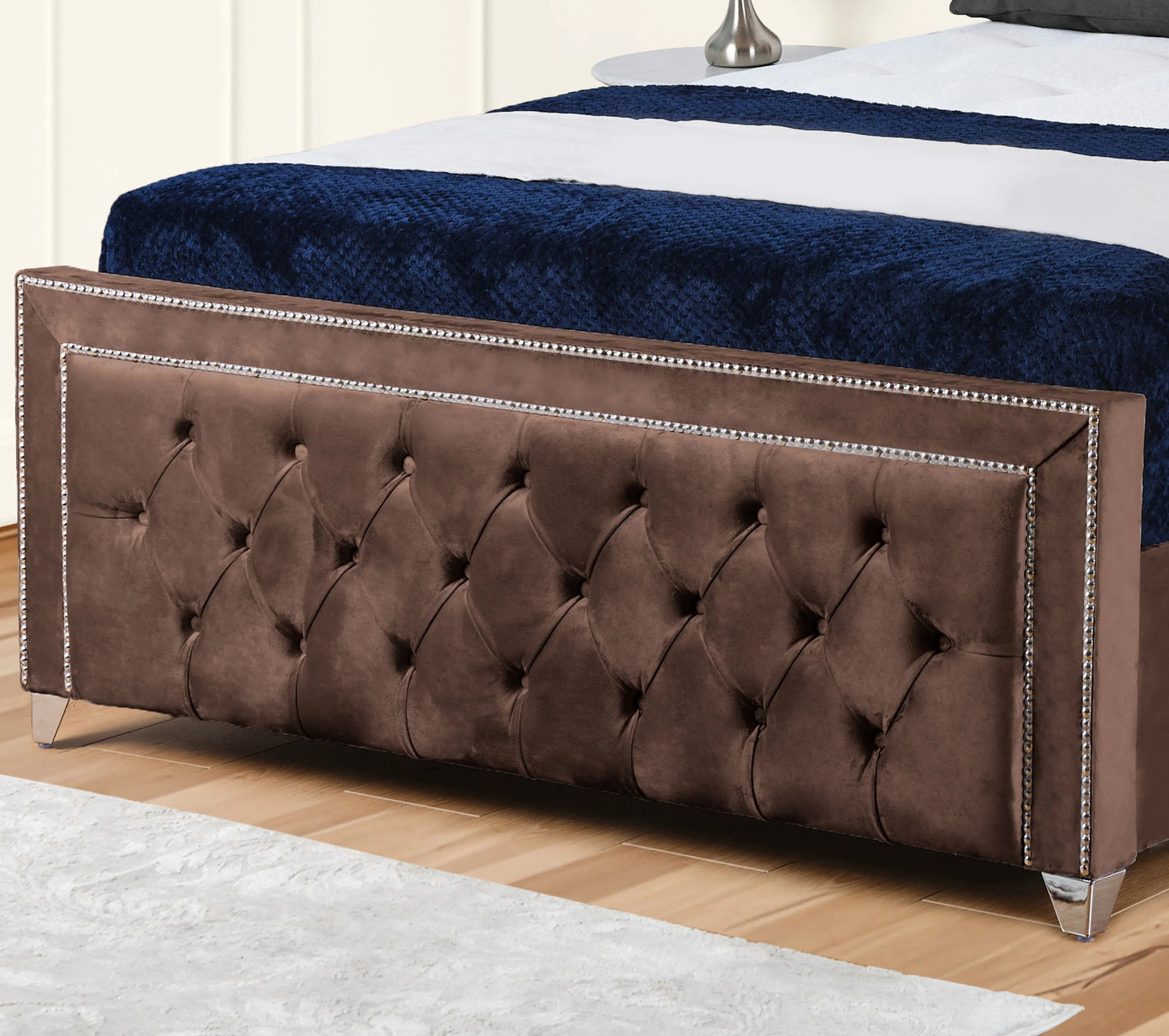 Hamilton Upholstered Bed