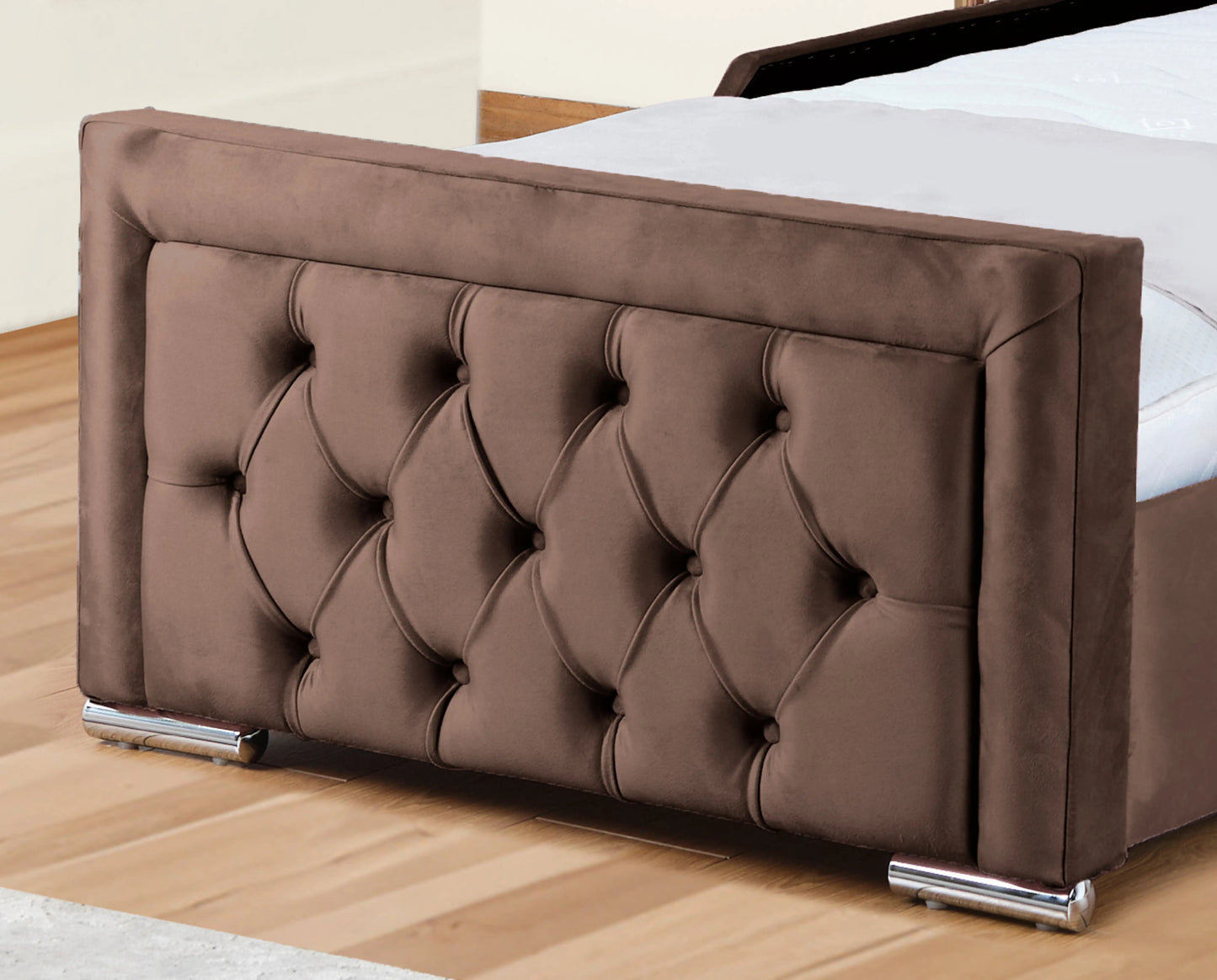 Noha Upholstered Bed