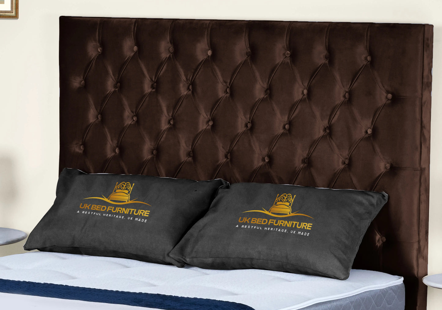 Florida Upholstered bed