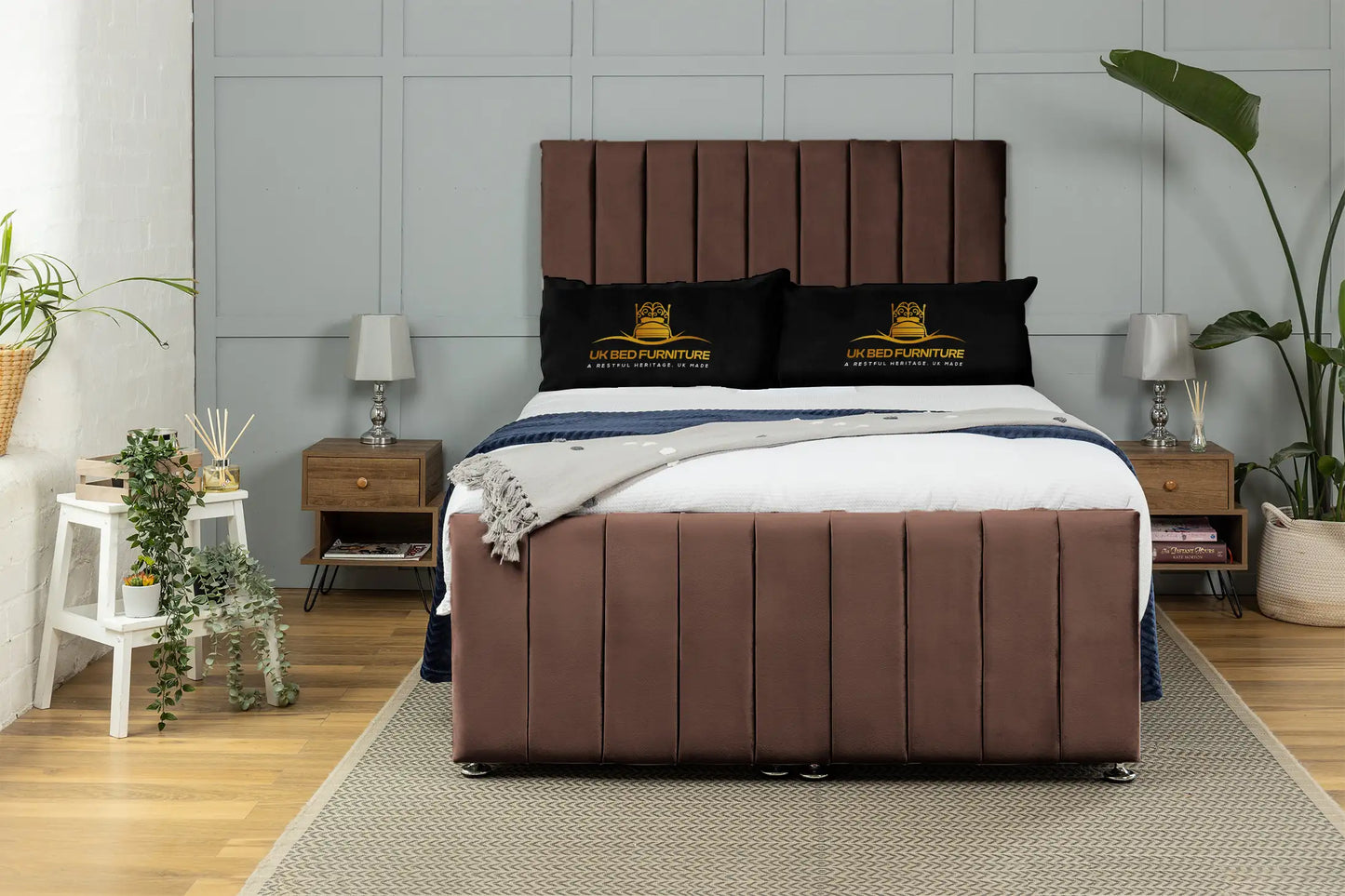 Venetian Ottoman Bed