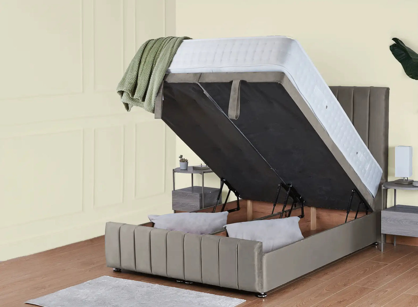 Hamilton Ottoman Bed